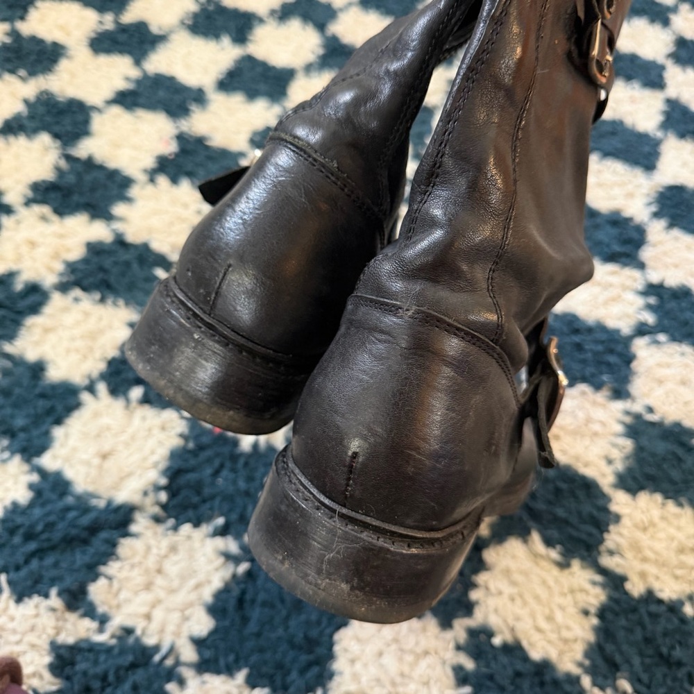 FRYE 'Veronica Belted Tall' Black Leather Buckled High Boots Biker Womens 9 - Picture 7 of 12